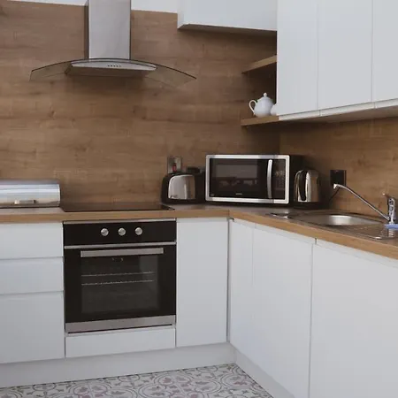 Hookless Holiday Homes 4* Fethard-on-Sea