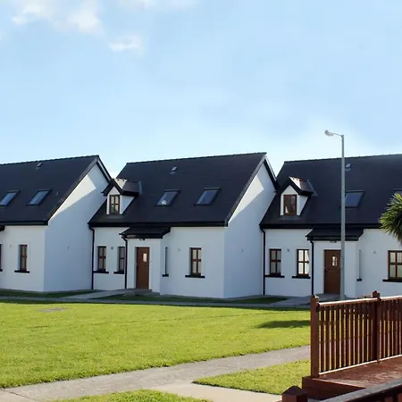 Hookless Holiday Homes 4*