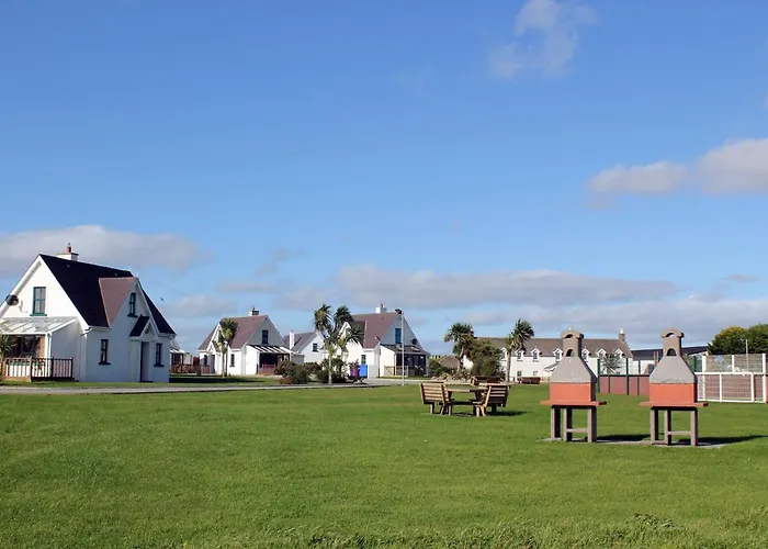 Hookless Holiday Homes 4*